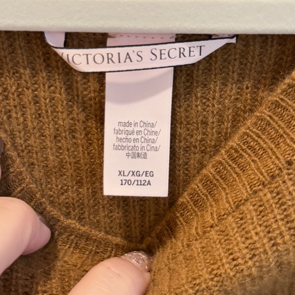 Victoria Secrets Sweater and Short Set, Brown and Black, XL, 100% Cashmere! - Picture 8 of 11